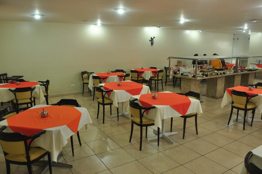 Rede Andrade San Martin Hotell Curitiba Exteriör bild