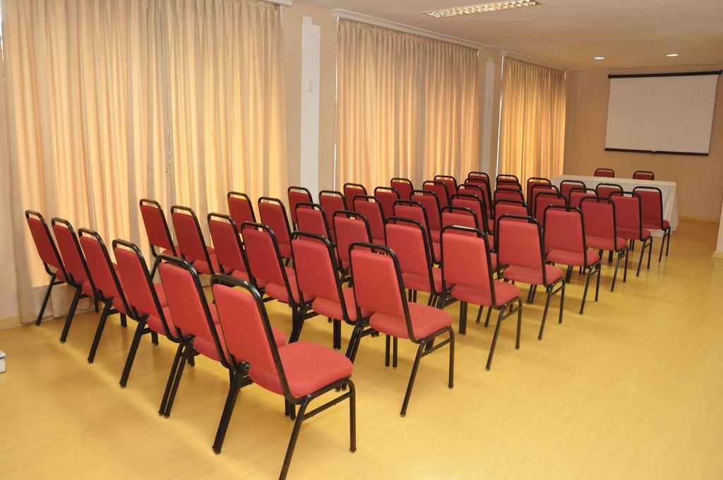 Rede Andrade San Martin Hotell Curitiba Exteriör bild