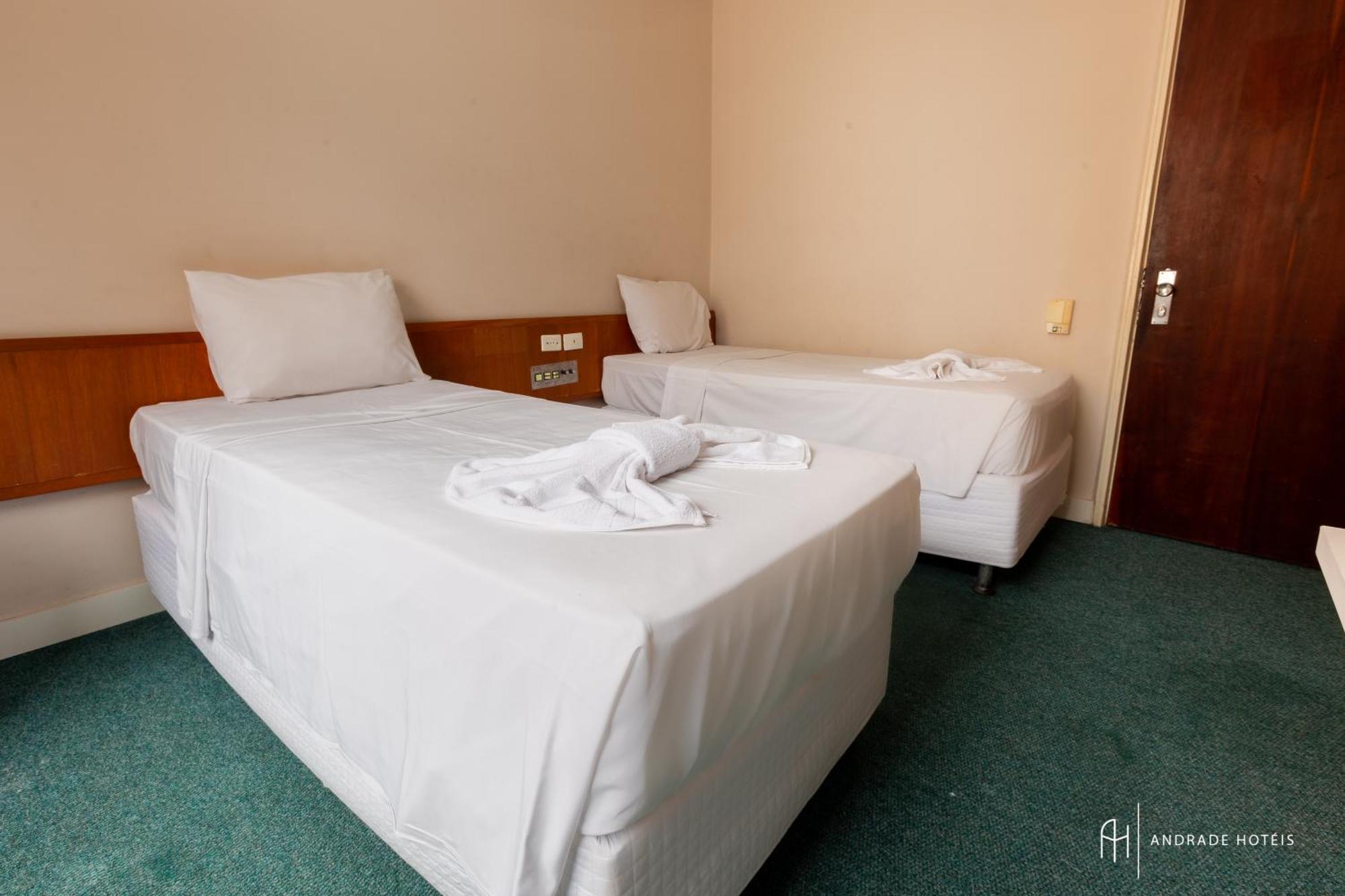Rede Andrade San Martin Hotell Curitiba Exteriör bild