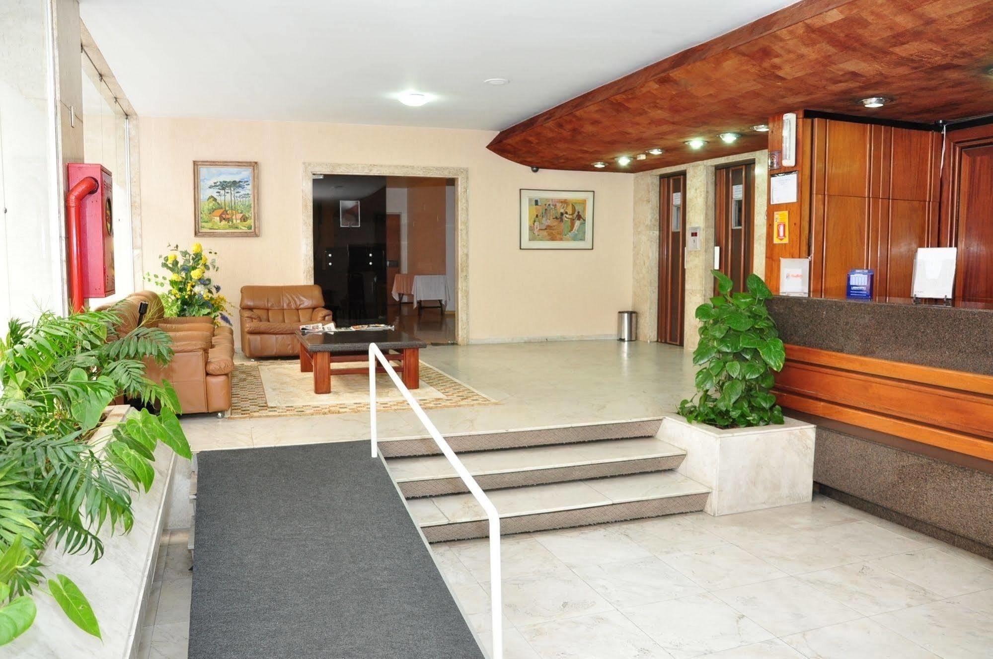 Rede Andrade San Martin Hotell Curitiba Exteriör bild